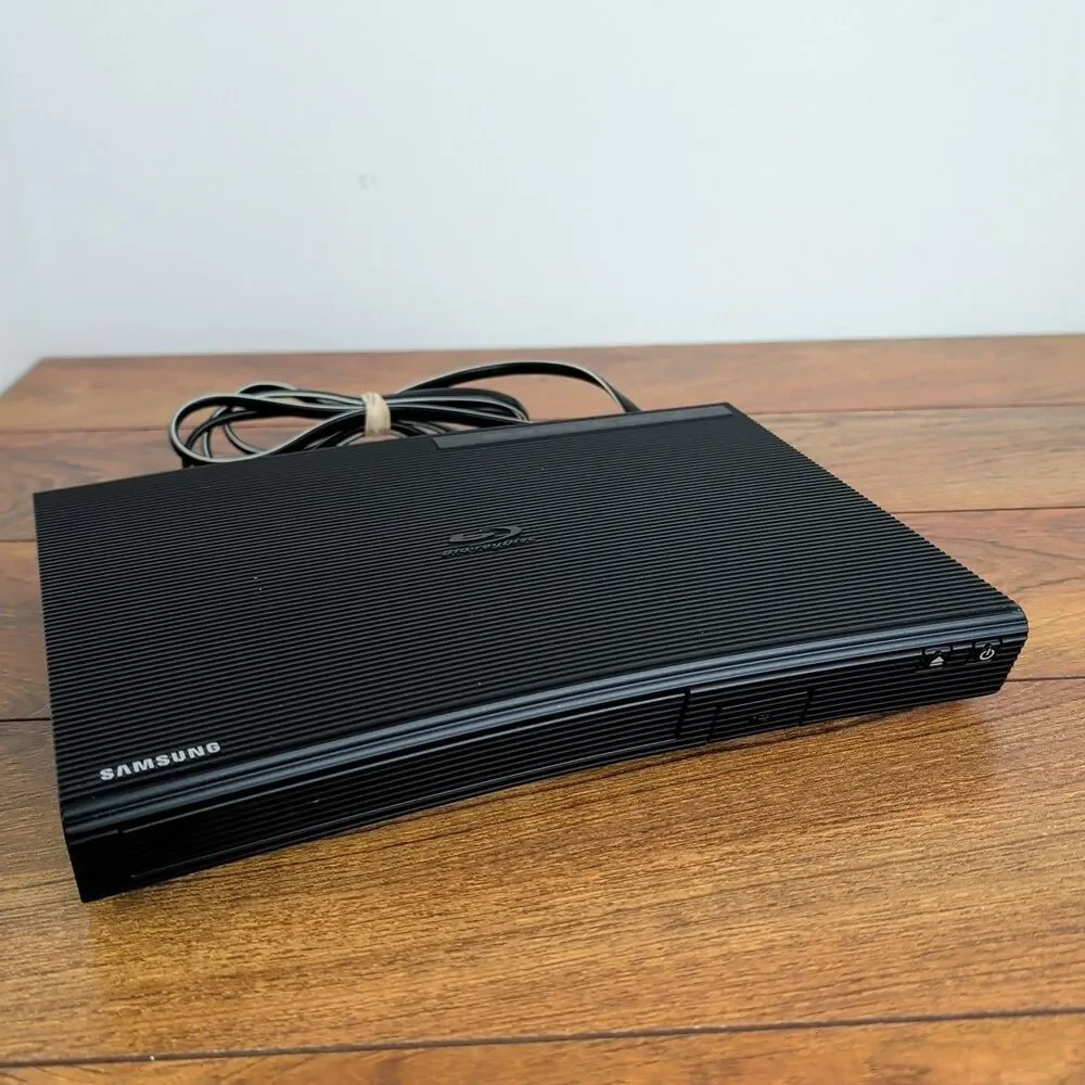 Samsung BD-Jm51 Curved Blu-Ray Player No Remote TESTED BD JM 51